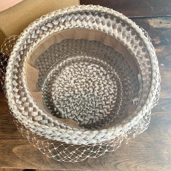 Vintage Union Made Woven Straw brimmed hat Mesh Ribbon detail original hat box - Picture 10 of 15